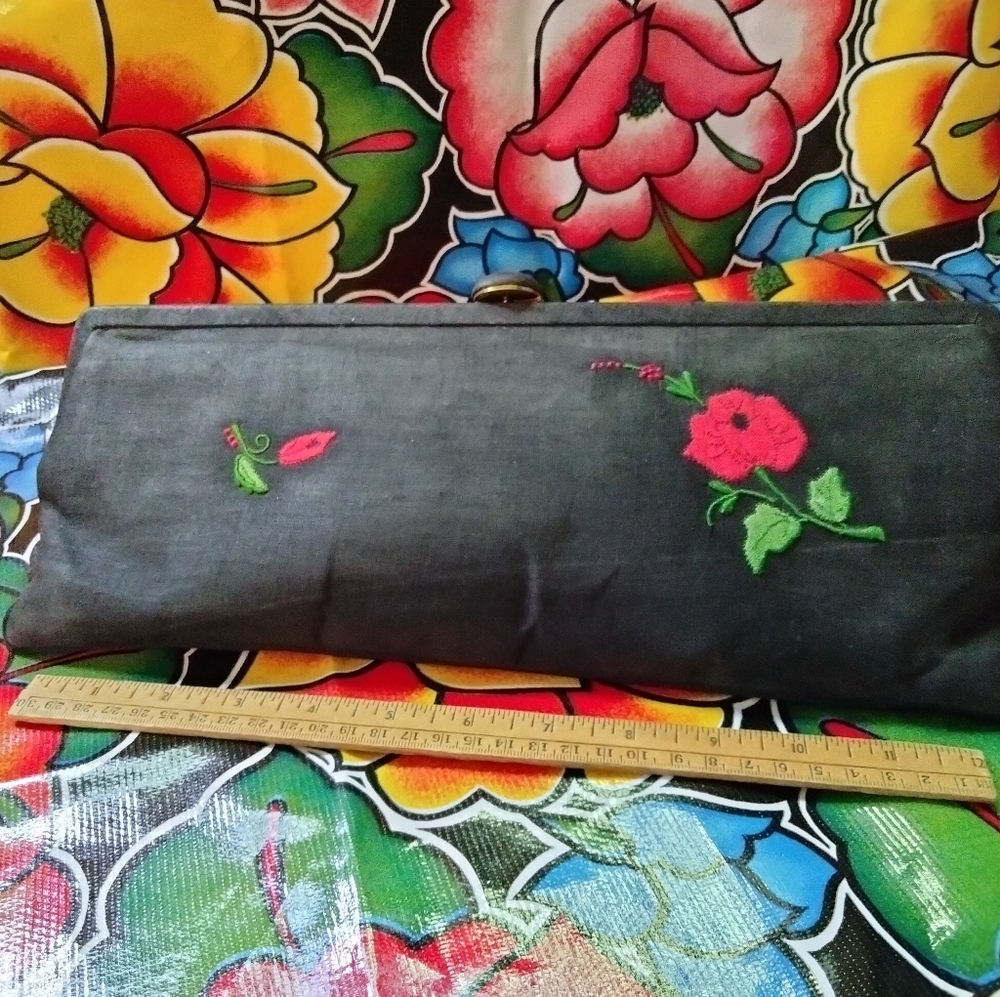 Vintage I Magnin envelope clutch, embroidered